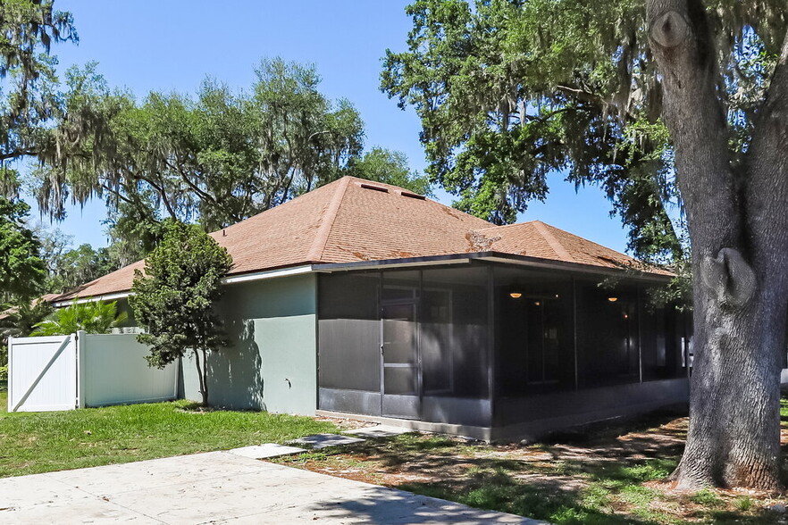 Building Photo - 5422 Oxford Manor Cir