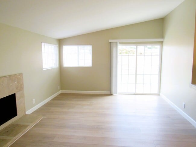 Building Photo - Modern Renovated Single Story 3-Bedroom, 2-Bathroom House