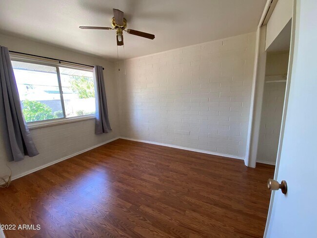 Building Photo - 12026 N 103rd Ave