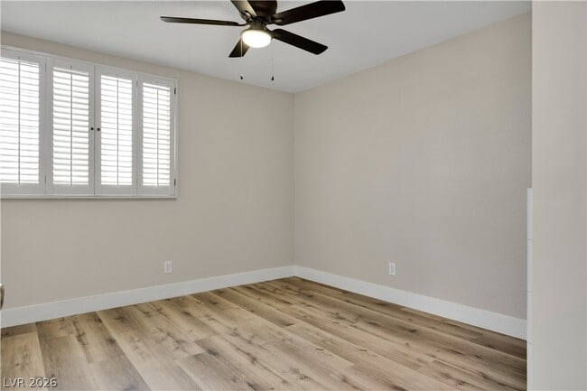 Building Photo - 2710 Strathmoor Dr