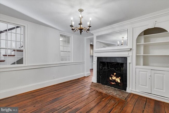 Building Photo - 215 Prince St