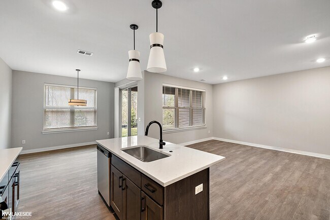 Building Photo - 11386 LANGFELD Spur