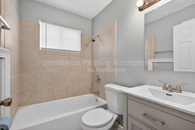 Building Photo - 12887 Fox Haven Dr