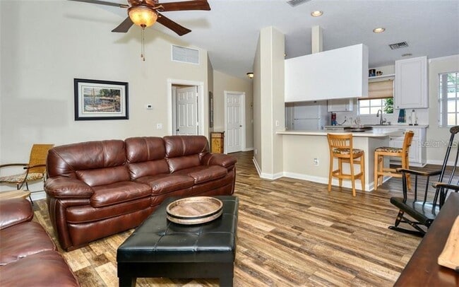 Building Photo - 7521 Renato Ct