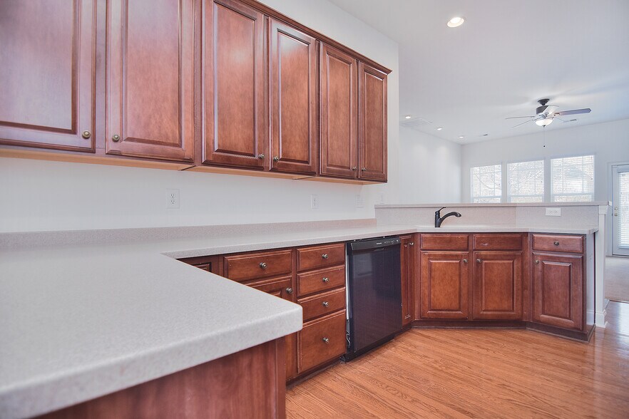 Building Photo - 7819 Chaddsley Dr