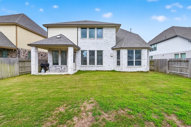 Building Photo - 4018 Martin Ridge Dr