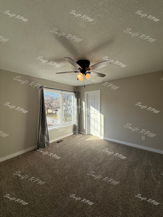 Building Photo - 119 Kickapoo St