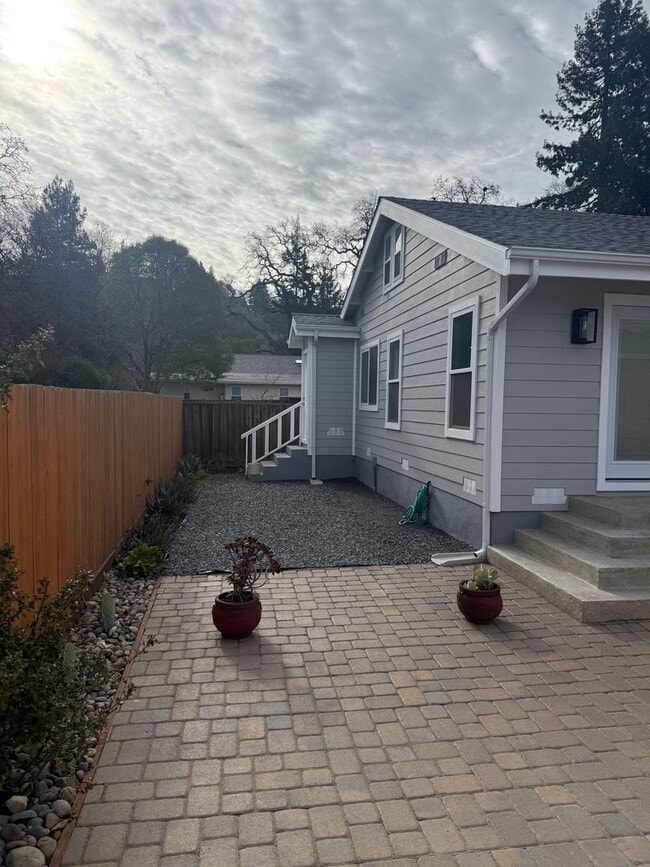 Building Photo - Gorgeous- Brand New 2 Bed + Loft Home in Beautiful Saranap Area – Walnut Creek