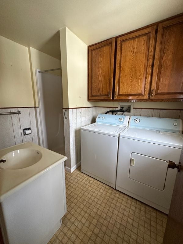 Building Photo - 118 Central Ave