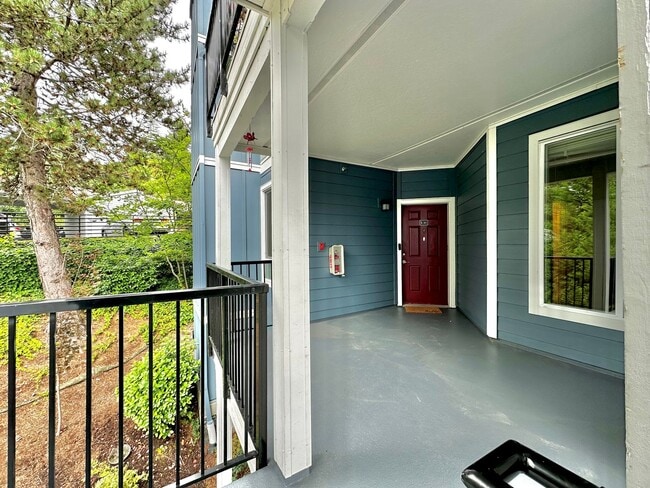 Building Photo - Beautiful 2BR|2BA with Washer and Dryer, T...