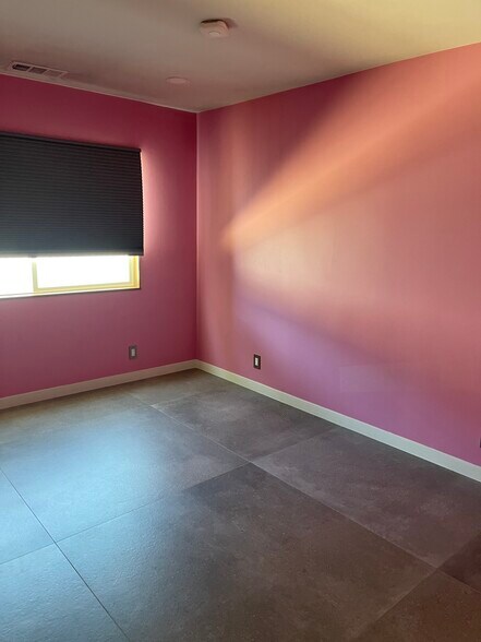Building Photo - 17565 Calle Mazatan