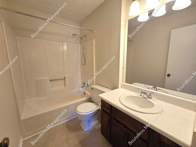 Building Photo - 3948 Ferncliff Rd SW