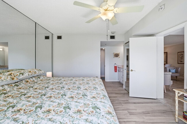 Building Photo - 401 Ocean Bluffs Blvd