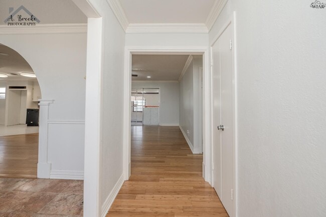 Building Photo - 2725 Devon Rd