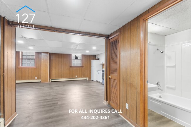 Building Photo - Stylish 1-Bedroom Retreat in the Heart of Lynchburg!