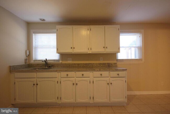 Building Photo - 3126 Flintlock Rd