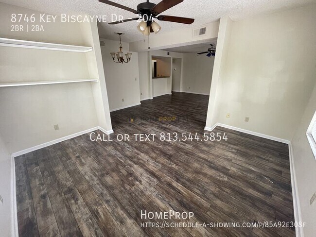 Building Photo - 8746 Key Biscayne Dr