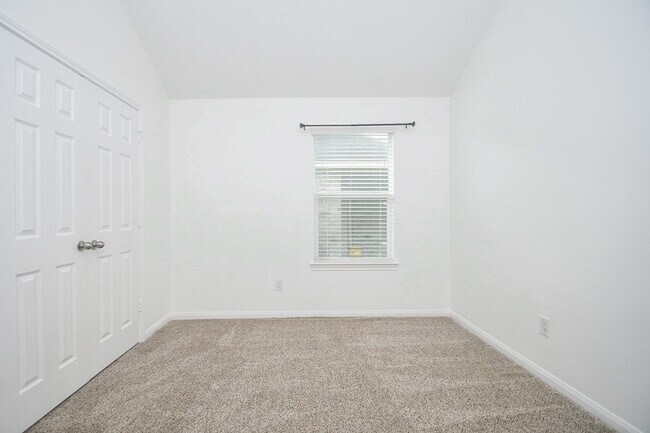 Building Photo - 25038 Tancy Ranch Ct