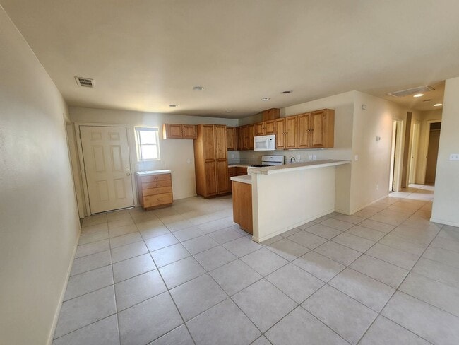 Building Photo - Great Home Close to Downtown **$150 off 1st Month Rent Move In Special**