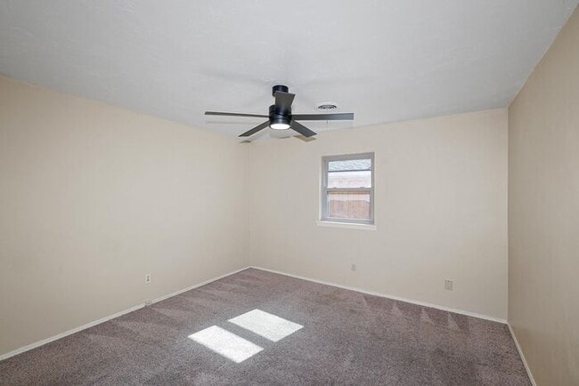 Building Photo - 5307 Winslow St