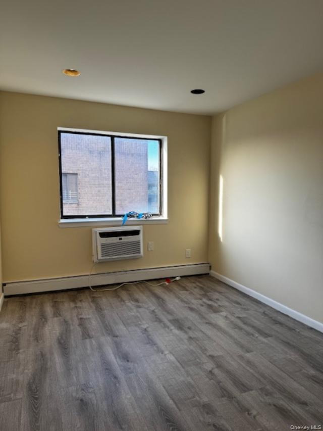 Building Photo - 150-40 Tahoe St