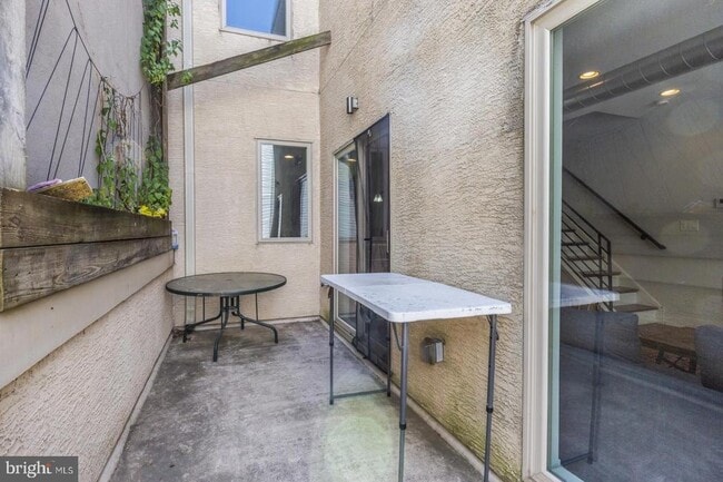 Building Photo - 1780 Frankford Ave