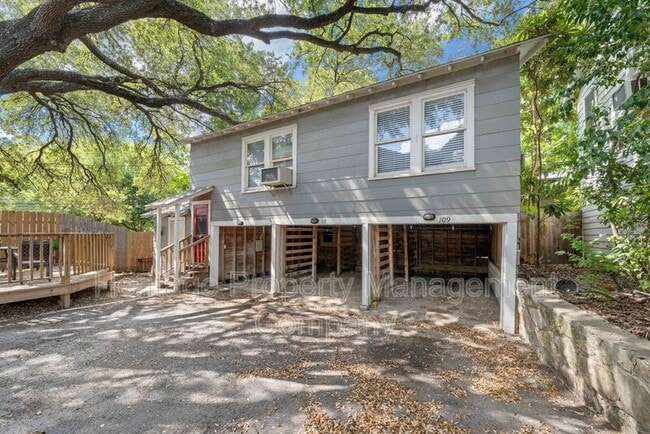 Building Photo - 109 W Norwood Ct