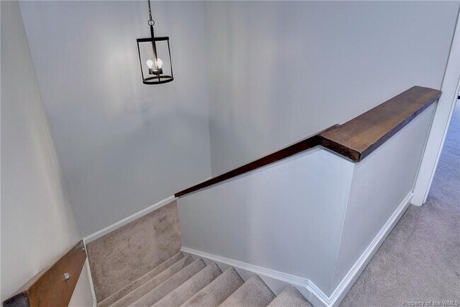 Building Photo - 8 Spring W