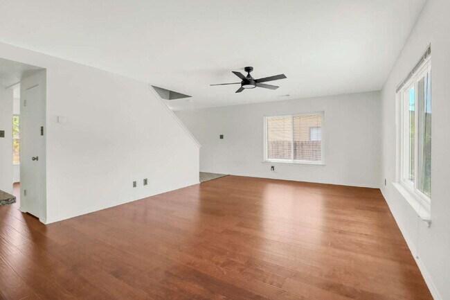Building Photo - "Discover Your Dream Home: Spacious 3-Bedroom Oasis with Granite Elegance in San Antonio!"