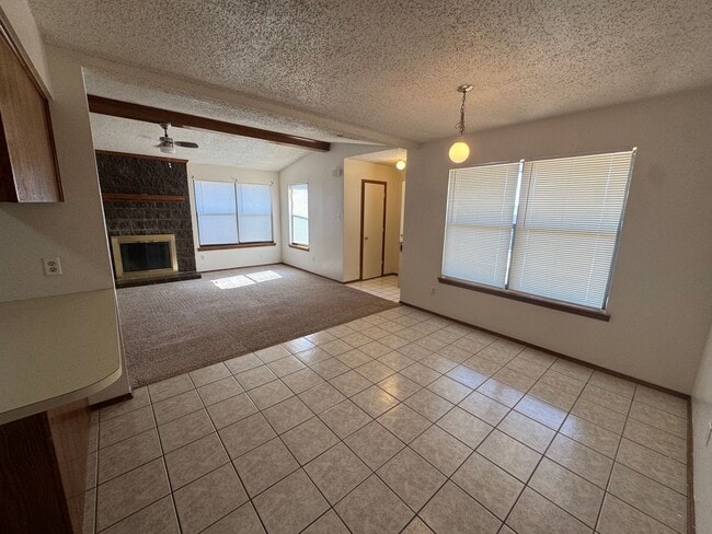 Building Photo - 11 Wagnon Dr