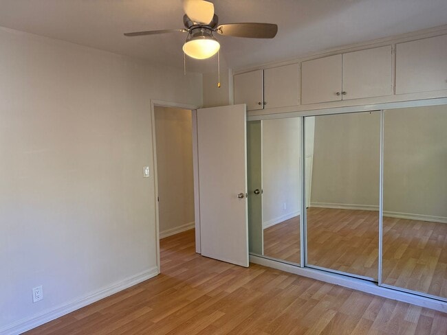 Building Photo - 1313 Douglas St