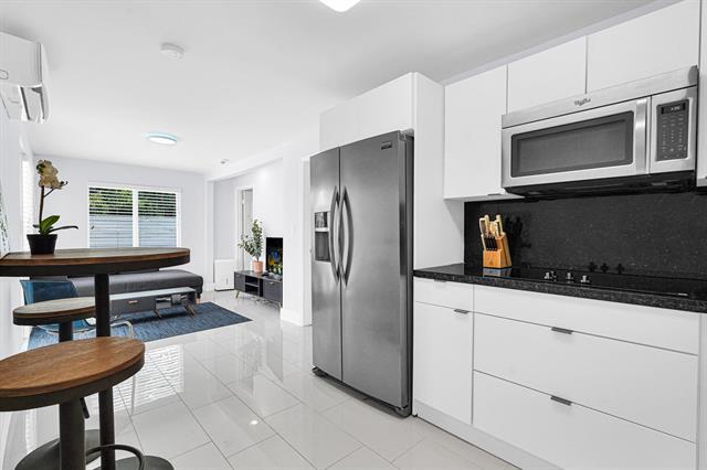 Building Photo - 1210 Biarritz Dr
