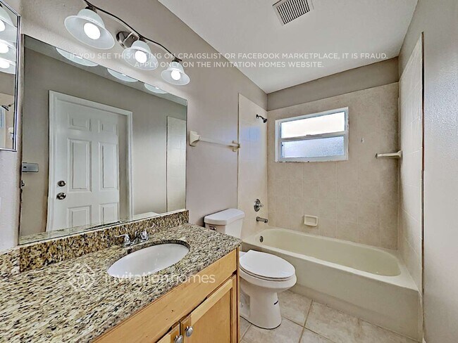 Building Photo - 2628 Brookville Dr
