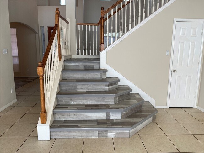 Building Photo - 21239 Rush Hollow Ct