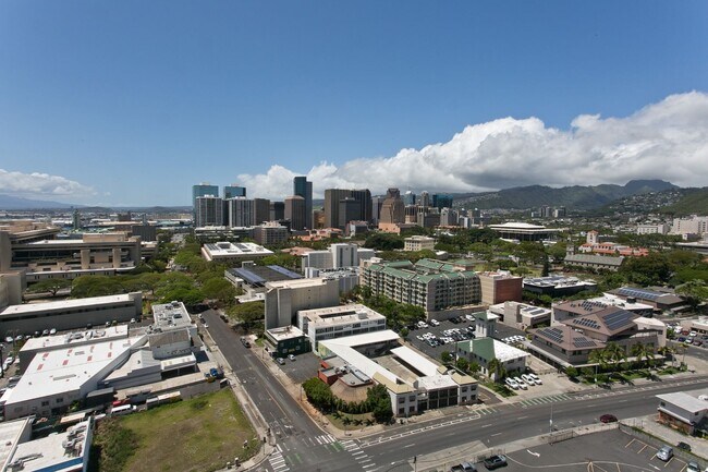 Building Photo - Modern 1-Bedroom Condo in Kakaako – 20th F...