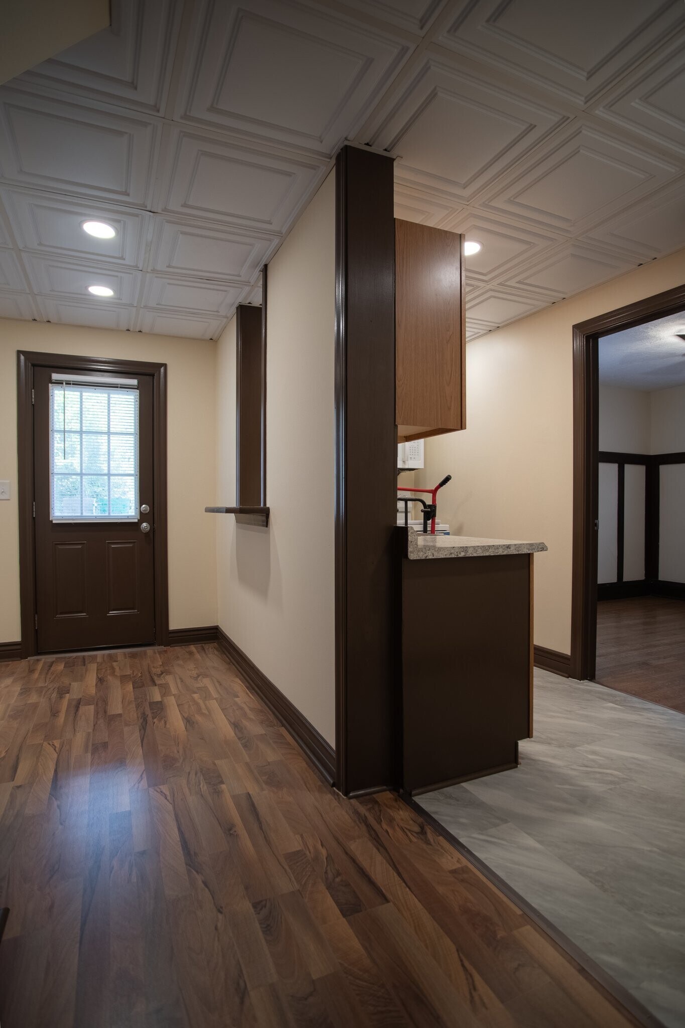 Building Photo - 121 N 38th Ave