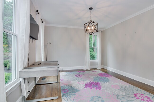 Building Photo - 3557 Stevens Way