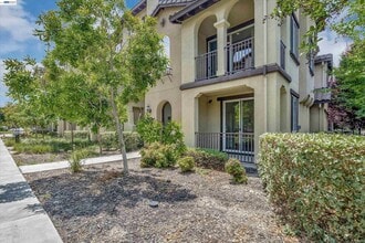 Building Photo - 1139 Genco Terrace