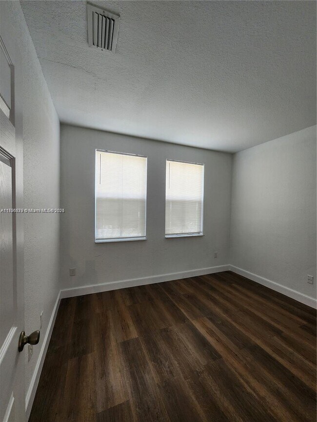 Building Photo - 15798 SW 40th St