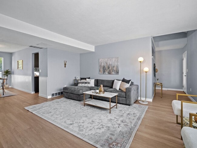 Building Photo - For Rent – Beautiful 4 Bedroom Home in Palisade