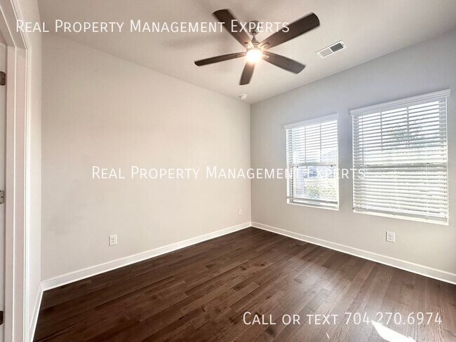 Building Photo - 3012 Striped Maple Ct