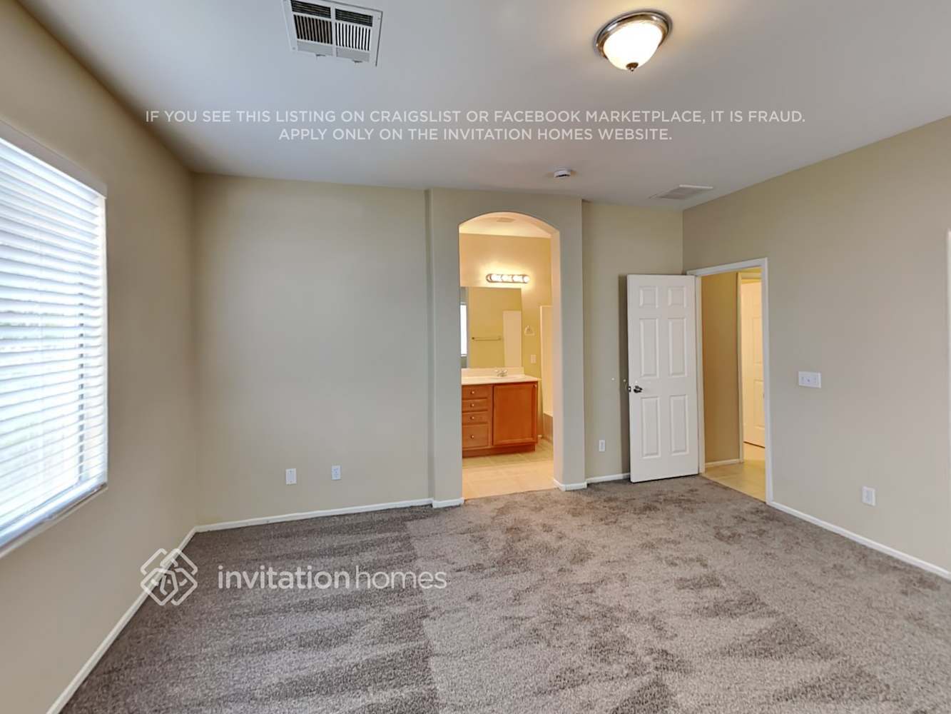 Building Photo - 9141 Blue Raven Ave