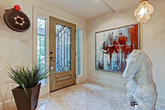 Building Photo - 2607 Crossvine Cir