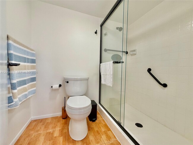 Building Photo - 1203 Bahama Bend