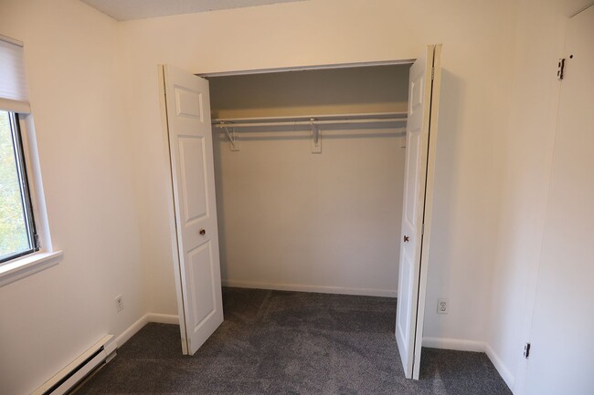 Building Photo - 257 Canby St