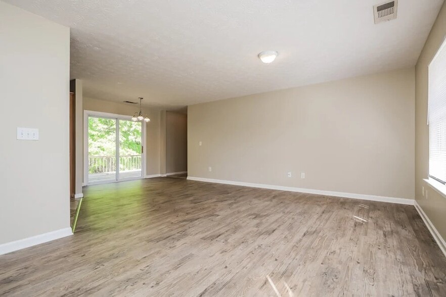 Building Photo - 67 Kenzi Way SW
