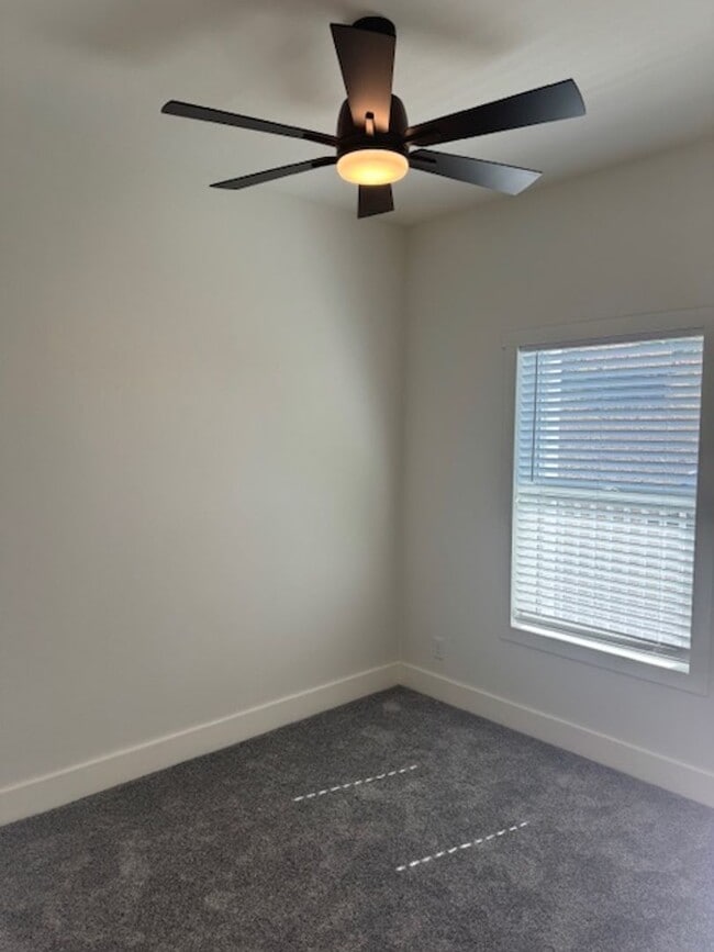 Building Photo - New 2 bedroom home located in rural West C...