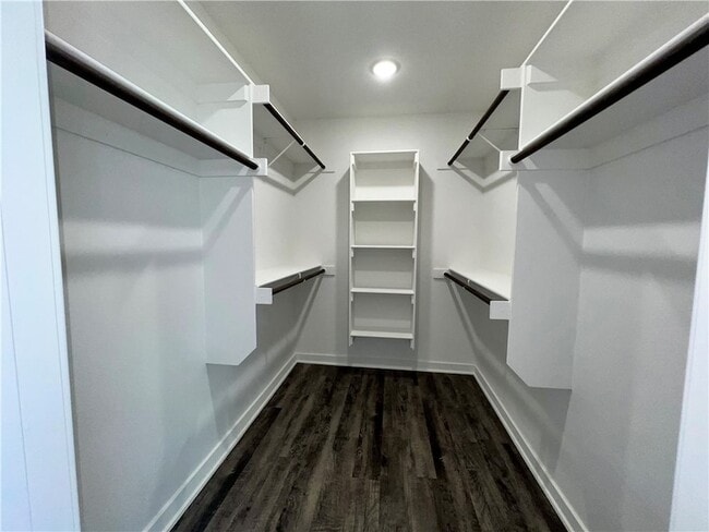 Building Photo - 331 W Taverner Xing