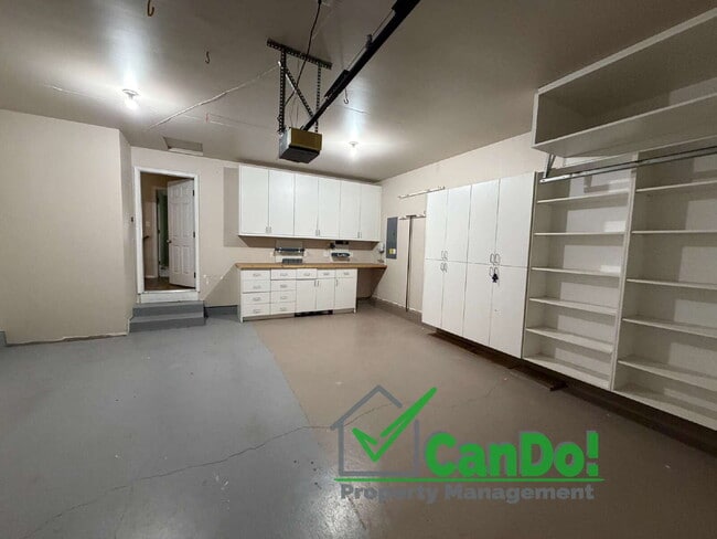 Building Photo - Westside Home Available to Rent or Lease to Own!!