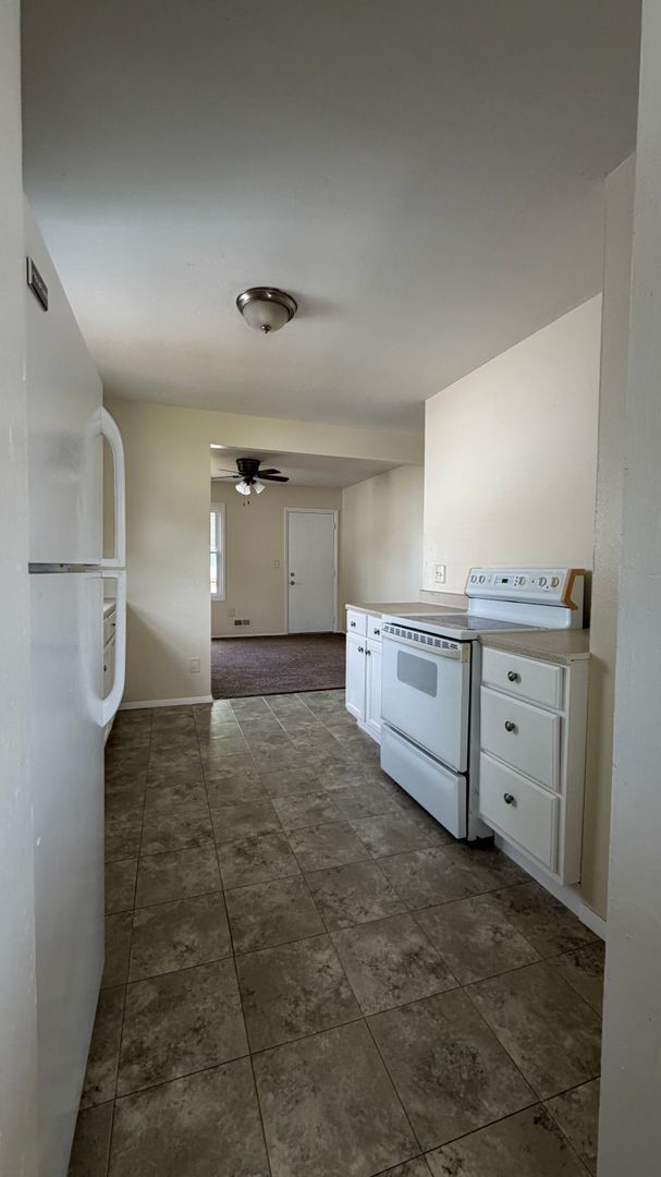 Building Photo - ***NEW ON THE MARKET 4 BEDROOM POINT PLACE HOME....DRIVE BY TO CHECK IT OUT***